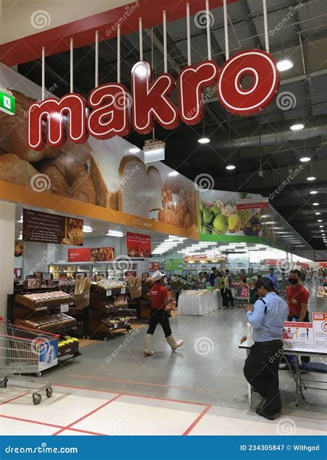 supermarket in cambodia